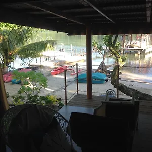 Lodge Raiatea Sur Mer